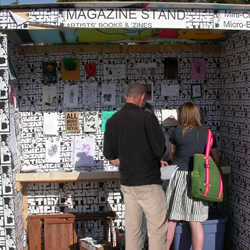 magazine-stand.jpg